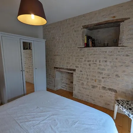 Tatil Evi Charmante Maison En Pierre Avec Cour Privee, Equipements Bebe, Velos, Proche De La Charente - Fr-1-653-91 *