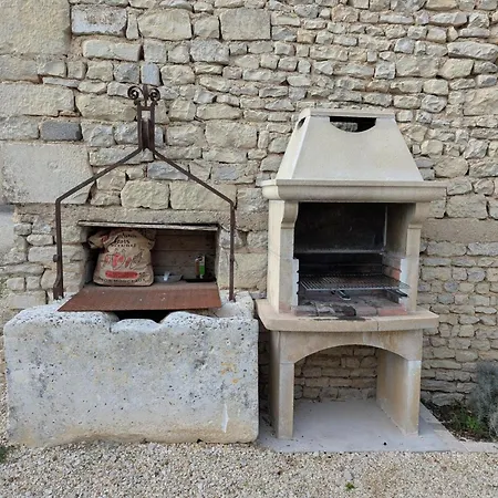 Casa di campagna Charmante Maison En Pierre Avec Vélos Et Jardin Privé En Charente - Fr-1-653-91 Coulonges (Charente)